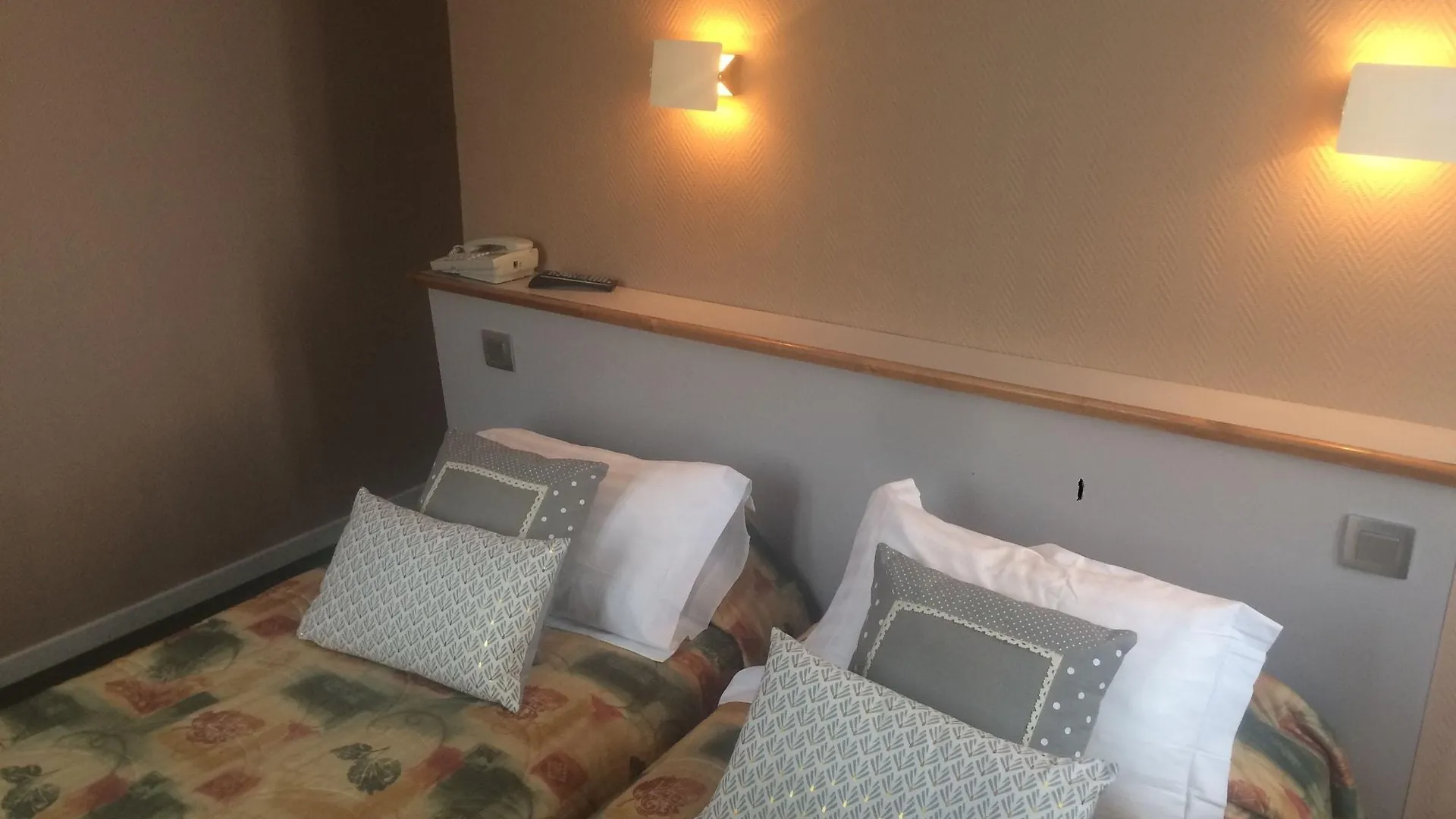 Picardy Hotel-Gare Du Nord Paris Frankrike