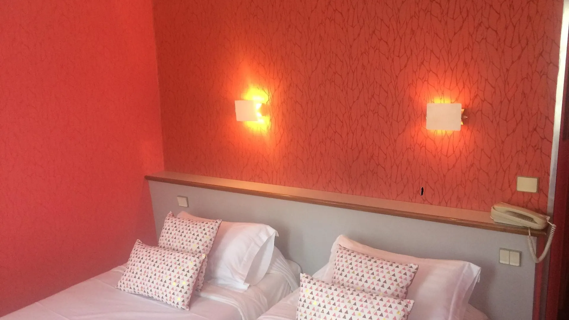 Picardy Hotel-Gare Du Nord Parigi 2*,