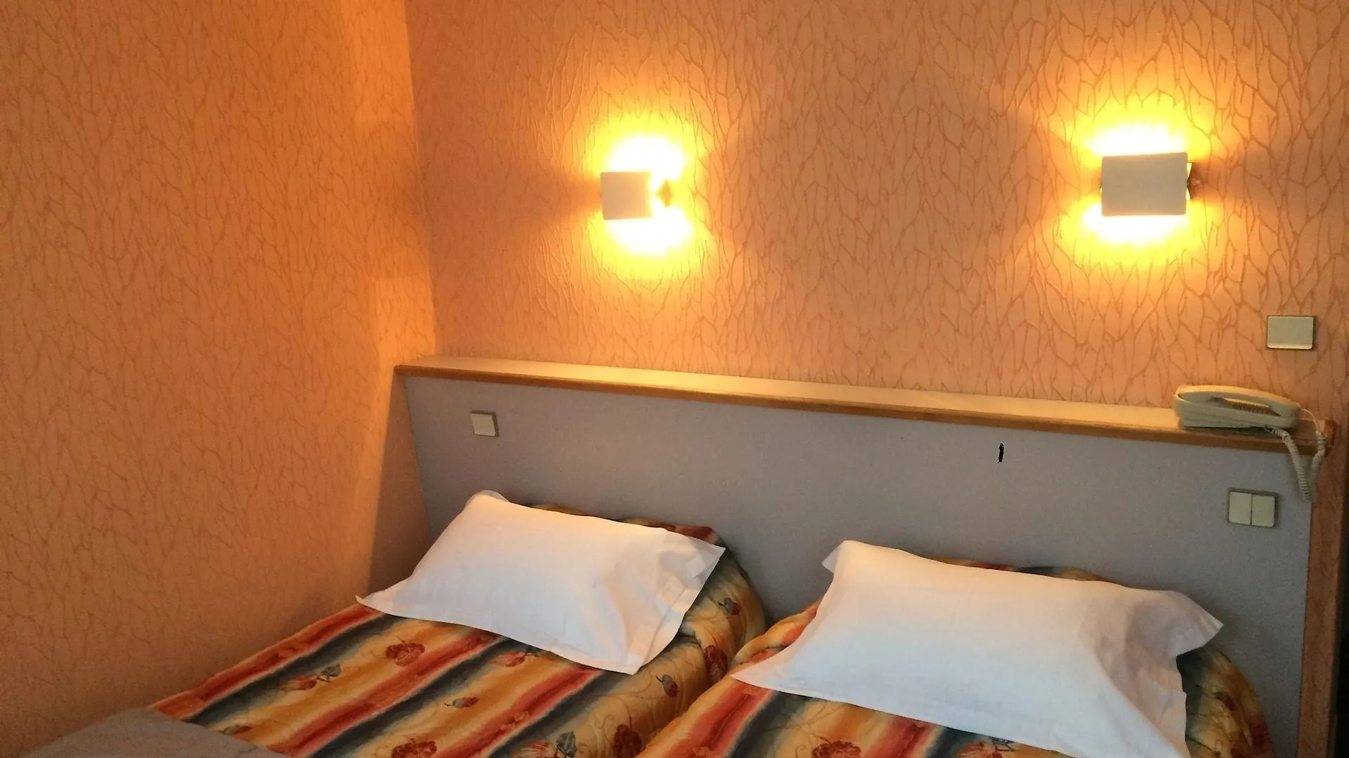 Picardy Hotel-Gare Du Nord Parigi Hotel