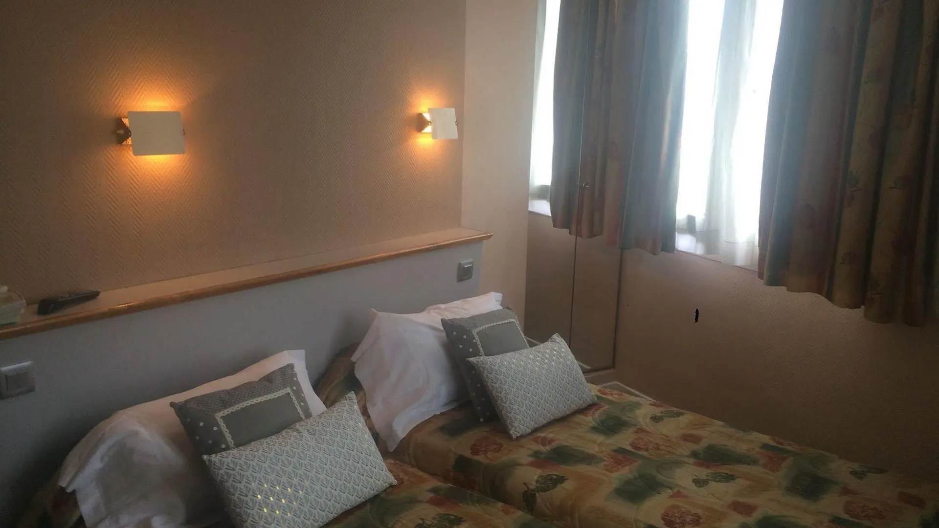 Picardy Hotel-Gare Du Nord Paris